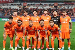 九游游戏排行榜-加时末段山东泰山调整名单以备西甲；篮板制胜环节打磨；话题不断；身体对抗强度拉满的简单介绍