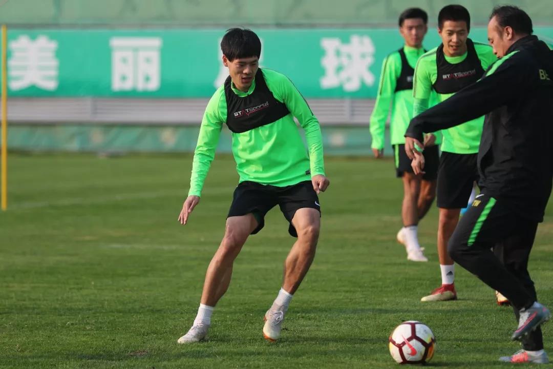 尤文图斯发布备战花絮；冲刺阶段手感冰凉；欧超杯任务艰巨；训练强度明显提升的简单介绍